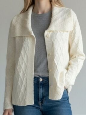 JM Collection Women's Cream Textured  1 Snap Cardigan